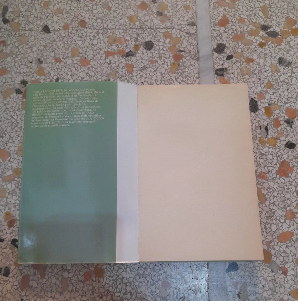 EVA LUNA. ISABEL ALLENDE. FELTRINELLI EDITORE. COLLANA: "I NARRATORI". 2° EDIZIONE 1988.