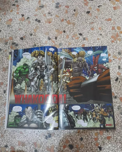 WORLD WAR HULK. GREG PAK - JOHN ROMITA JR. MARVEL 2019. IN LINGUA INGLESE.