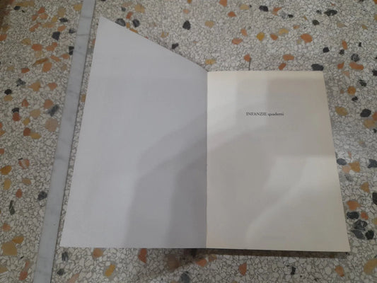 LA SCIENZA GAIA-SAGGI SUL RISO. EMY BESEGHI. MONDADORI EDITORE. COLLANA: L'ISOLA MISTERIOSA 4 INFANZIE - QUADERNI. 1° EDIZIONE APRILE 1998.