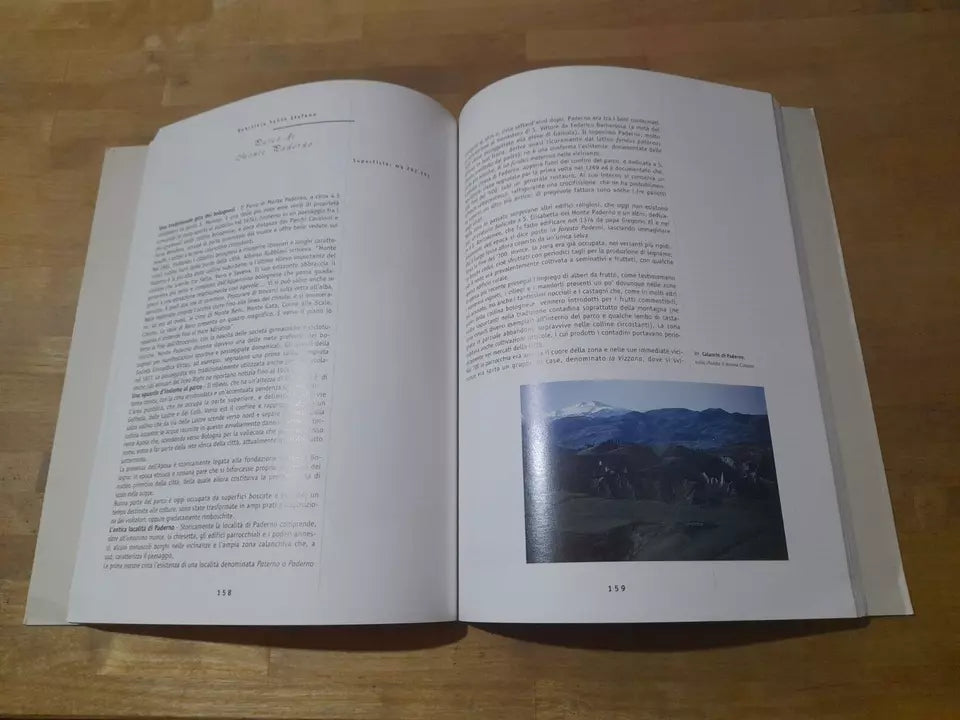 PARCHI E GIARDINI DI BOLOGNA. A CURA DEL CENTRO VILLA GHIGI. EDITRICE COMPOSITORI. AA.VV. RISTAMPA 1996.