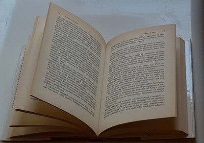 IL MORBO DI MONDUZ. GIANNI MONDUZZI. MONDADORI EDITORE. 1° EDIZIONE 1988. COLLANA: BUM (BIBLIOTECA UMORISTICA MONDADORI).