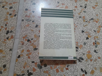 ALCOOL, SOCIETA' E STATO. I.S.A.C.E. AMEDEO COTTINO. EDIZIONI GRUPPO ABELE. COLLANA: RICERCHE 1. RISTAMPA 1984.