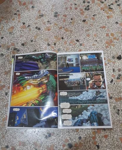 WORLD WAR HULK. GREG PAK - JOHN ROMITA JR. MARVEL 2019. IN LINGUA INGLESE.