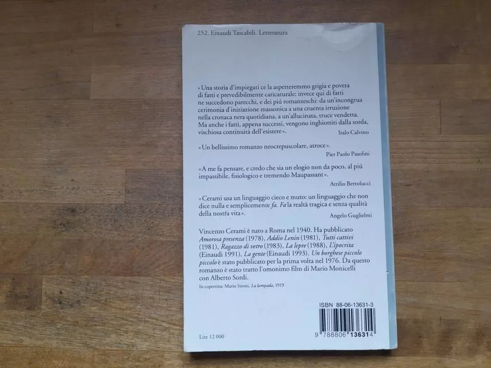UN BORGHESE PICCOLO PICCOLO. VINCENZO CERAMI. 1° EDIZIONE 1995. EINAUDI EDITORE. COLLANA: EINAUDI TASCABILI 252 LETTERATURA.