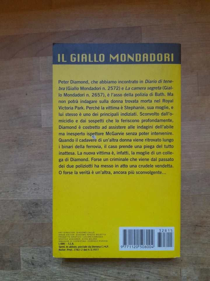 UNA QUESTIONE PRIVATA. PETER LOVESEY. IL GIALLO MONDADORI 2815. 1° EDIZIONE 2003. MONDADORI EDITORE.