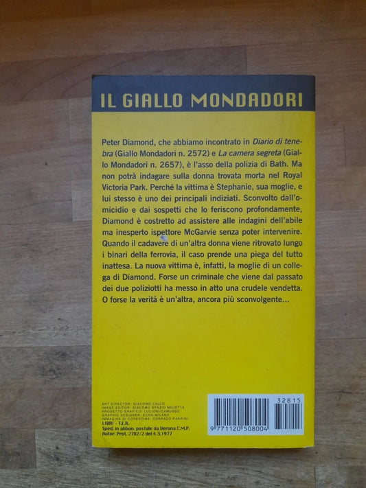 UNA QUESTIONE PRIVATA. PETER LOVESEY. IL GIALLO MONDADORI 2815. 1° EDIZIONE 2003. MONDADORI EDITORE.