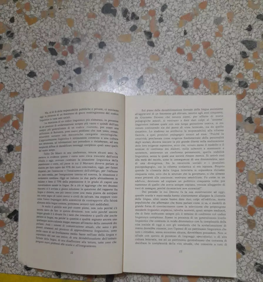 IL GUSTO DEL LEGGERE. LA LETTURA DEL TESTO DI NARRATIVA NELLA SCUOLA. LETIZIA PIOCHI. FRANCO ANGELI EDITORE. RISTAMPA 1989. COLLANA: CENTRO STUDI "BRUNO CERRI" 146.11.
