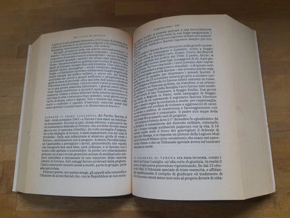 L'ITALIA DEL NOVECENTO. INDRO MONTANELLI - MARIO CERVI. EDIZIONE SU LICENZA RCS SUPER POCKET. RISTAMPA 1999. COLLANA: SUPERPOCKET GRANDI BEST-SELLER DA GRANDI EDITORI.