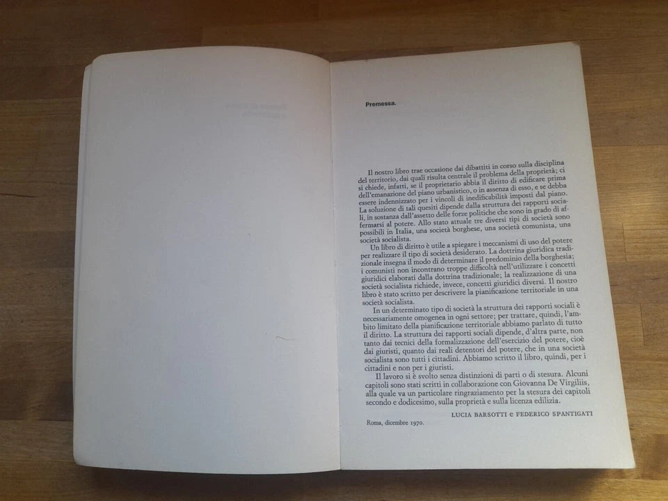 POTERE DI PIANO E PROPRIETA'. LUCIA BARSOTTI - FEDERICO SPANTIGATI. EINAUDI EDITORE. RISTAMPA 1971. SERIE DI POLITICA ECONOMICA.
