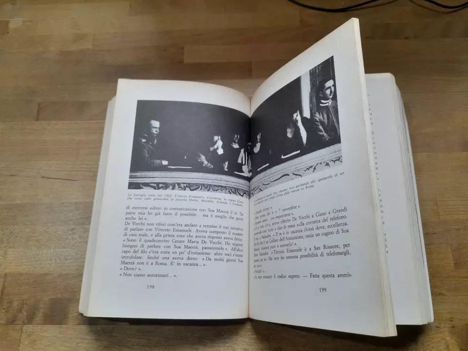 LA LUNGA NOTTE DEL 28 OTTOBRE 1922. GIAN FRANCO VENE'. PALAZZI EDITORE. RISTAMPA 1972. COLLANA: DOCUMENTI DEL NOSTRO TEMPO 18.
