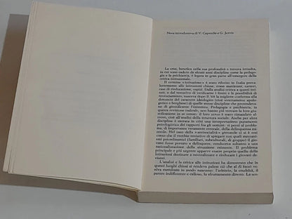 LO STEREOTIPO DEL CRIMINALE. DENNIS CHAPMAN. EINAUDI EDITORE. COLLANA: EINAUDI PAPERBACKS 27. 2° EDIZIONE 1974.