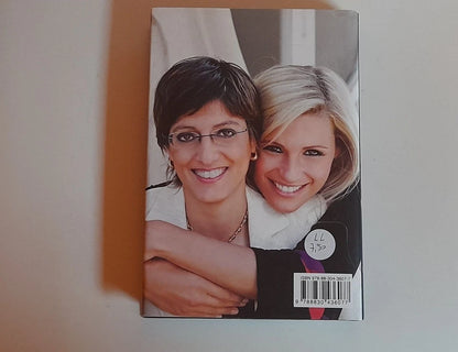 CON LA SCUSA DELL'AMORE. GIULIA BONGIORNO - MICHELLE HUNZIKER. LONGANESI EDITORE. COLLANA: "IL CAMMEO" VOLUME 558. 2° EDIZIONE 2013.