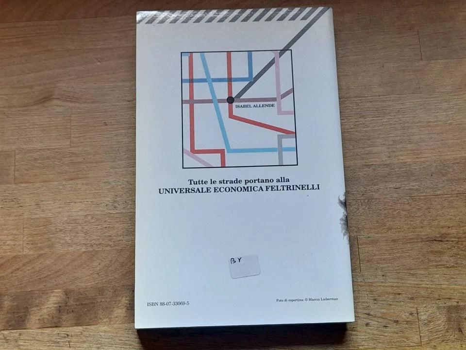 IL MONDO DI ISABEL ALLENDE. A CURA DI CELIA CORREAS ZAPATA. FELTRINELLI EDITORE. 1° EDIZIONE 1999.
