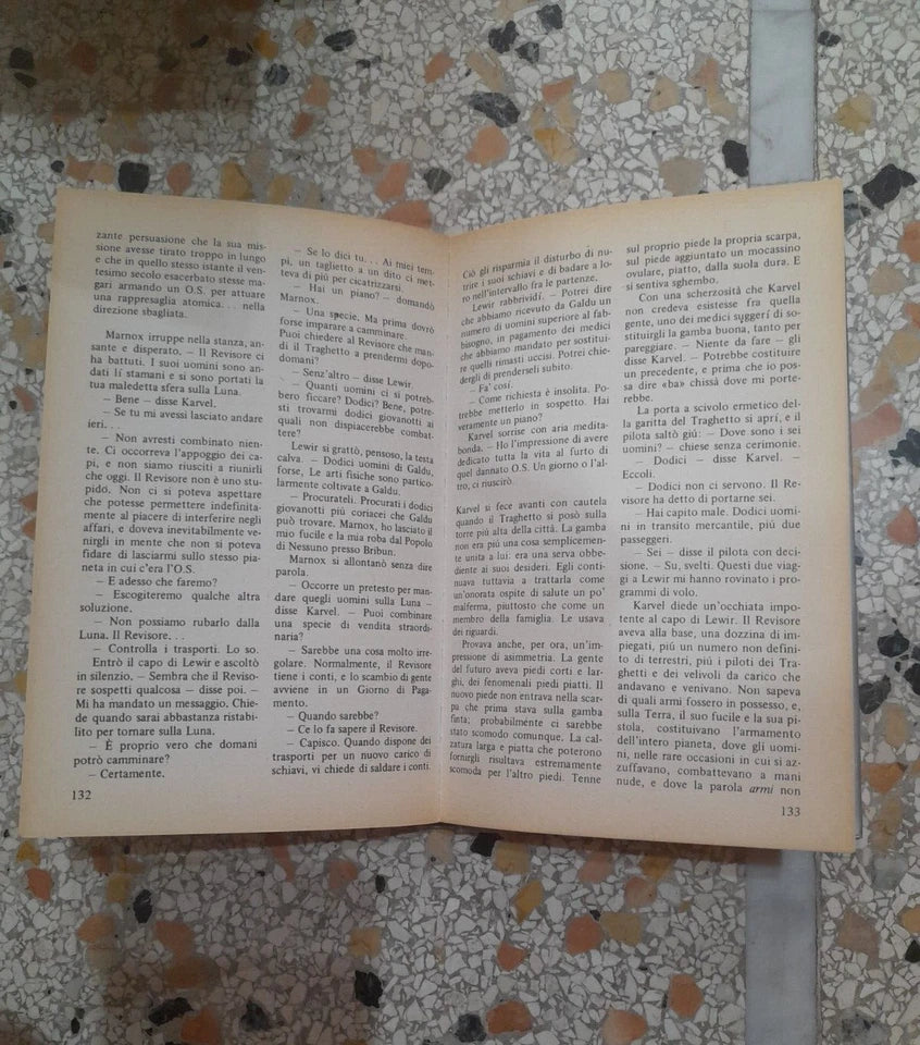 FURIA DALL' IGNOTO. LLOYD BIGGLE JR. EDITRICE NORD, 1970. COSMO SERIE ARGENTO,  COLLANA DI FANTASCIENZA 4.