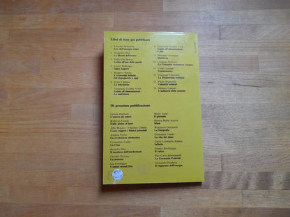 CALAMITA' NATURALI. PAOLO MIGLIORINI. EDITORI RIUNITI, 1981. COLLANA: LIBRI DI BASE 13.