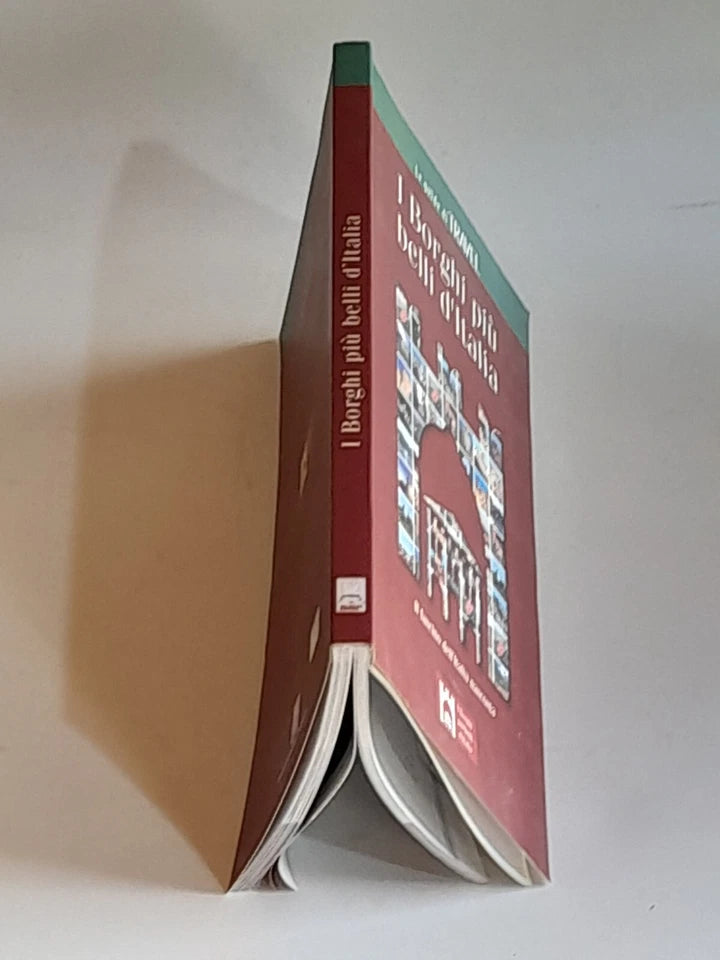 I BORGHI PIU' BELLI D'ITALIA. IL FASCINO DELL'ITALIA NASCOSTA. COLLANA: LE GUIDE TRAVEL. TESTI DI CLAUDIO BACILIERI. SER (SOCIETA' EDITRICE ROMANA). RISTAMPA 2003.