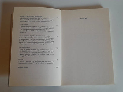 METASTASI. SANGUE, SOLDI E POLITICA TRA NORD E SUD. GIANLUIGI NUZZI CON CLAUDIO ANTONELLI. CHIARELETTERE EDITORE. COLLANA: PRINCIPIO ATTIVO INCHIESTE E REPORTAGE. 1° EDIZIONE DICEMBRE 2010.