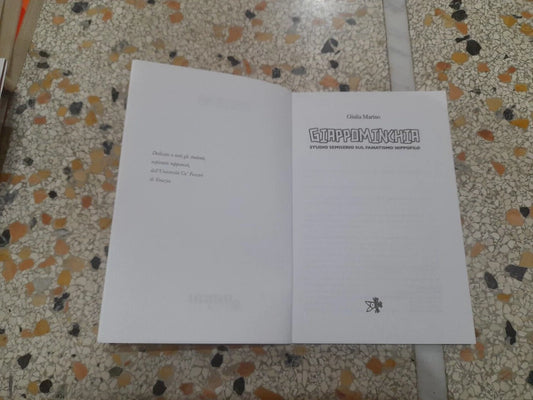 GIAPPOMINCHIA. STUDIO SEMISERIO SUL FANATISMO NIPPOFILO. GIULIA MARINO. KAPPA EDIZIONI. 1° EDIZIONE 2011. COLLANA: SVAGHI.