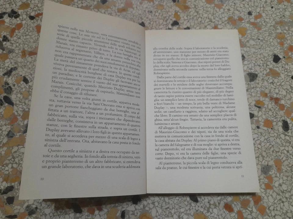 ROBESPIERRE. A.SAVINE S.BOURNAND. EDIZIONI LIBERAMENTE 2009. COLLANA: LE GRANDI BIOGRAFIE.