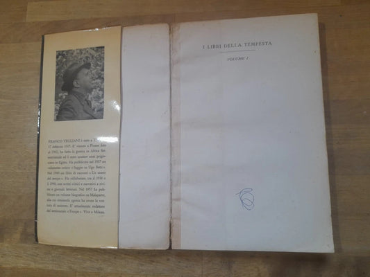 PROCESSO A VOLOSCA. FRANCO VEGLIANI. EDIZIONI GUARNATI. 1 ° EDIZIONE 1958. COLLANA: I LIBRI DELLA TEMPESTA VOUME. 1