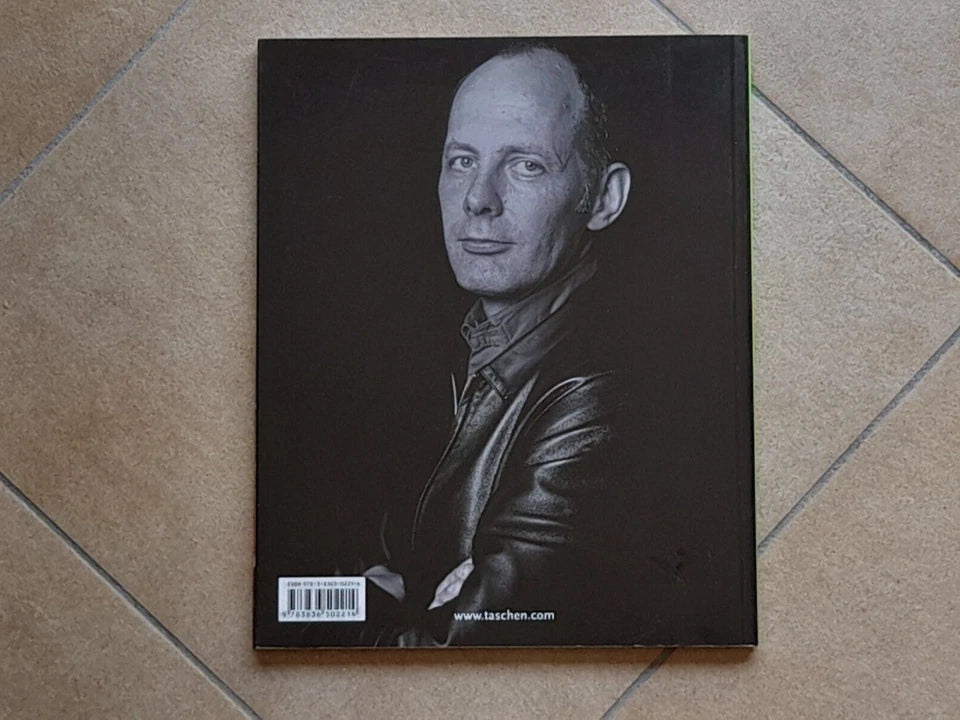 UNSTUDIO. LO SPAZIO FLUTTUANTE. AARON BETSKY. TASCHEN  EDIZIONE ITALIANA 2008.