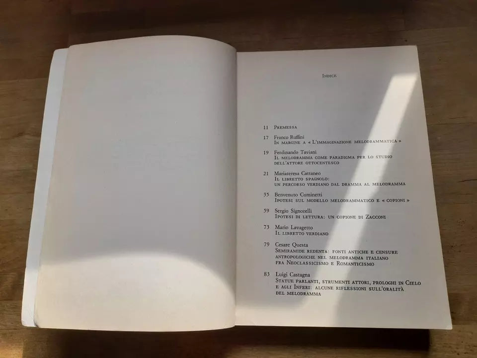 FORME DEL MELODRAMMATICO. BRUNO GALLO. GUERINI E ASSOCIATI EDITORI. 1° EDIZIONE 1988. COLLANA BLU 1.