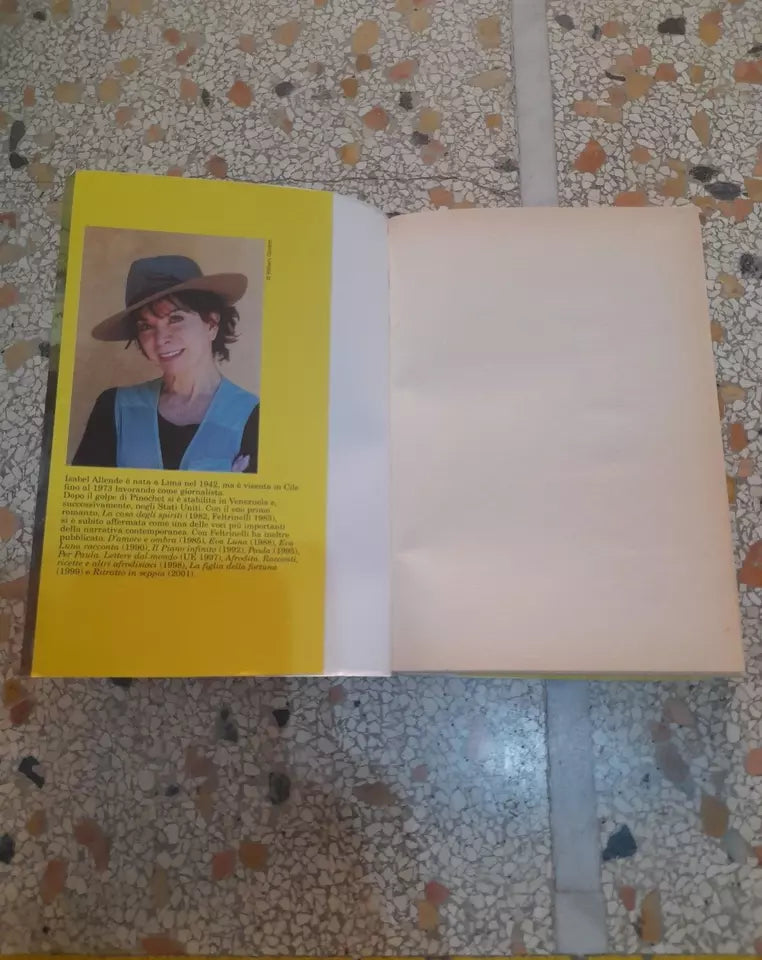 LA CITTA' DELLE BESTIE. ISABEL ALLENDE. FELTRINELLI EDITORE. COLLANA: "FUORI COLLANA". 1° EDIZIONE 2002.