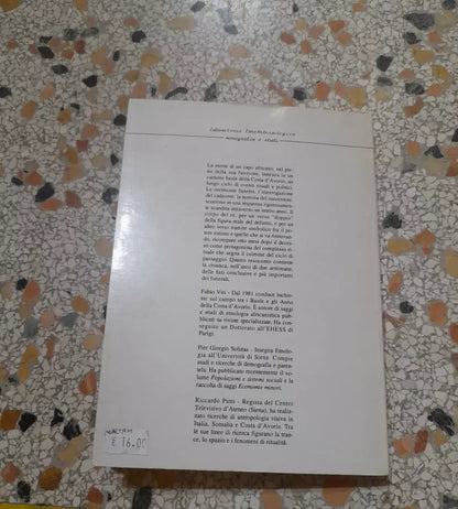 YAKO I FUNERALI DI UN RE  BAULE, CRONACHE, APPUNTI, INTERVISTE SUL CAMPO. AA.VV. COLLANA: MONOGRAFIE E STUDI 3. RISTAMPA 1992.