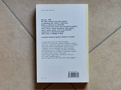 L' OTTAVA VIBRAZIONE. CARLO LUCARELLI. EINAUDI EDITORE. COLLANA: EINAUDI STILE LIBERO BIG. RISTAMPA 2008.
