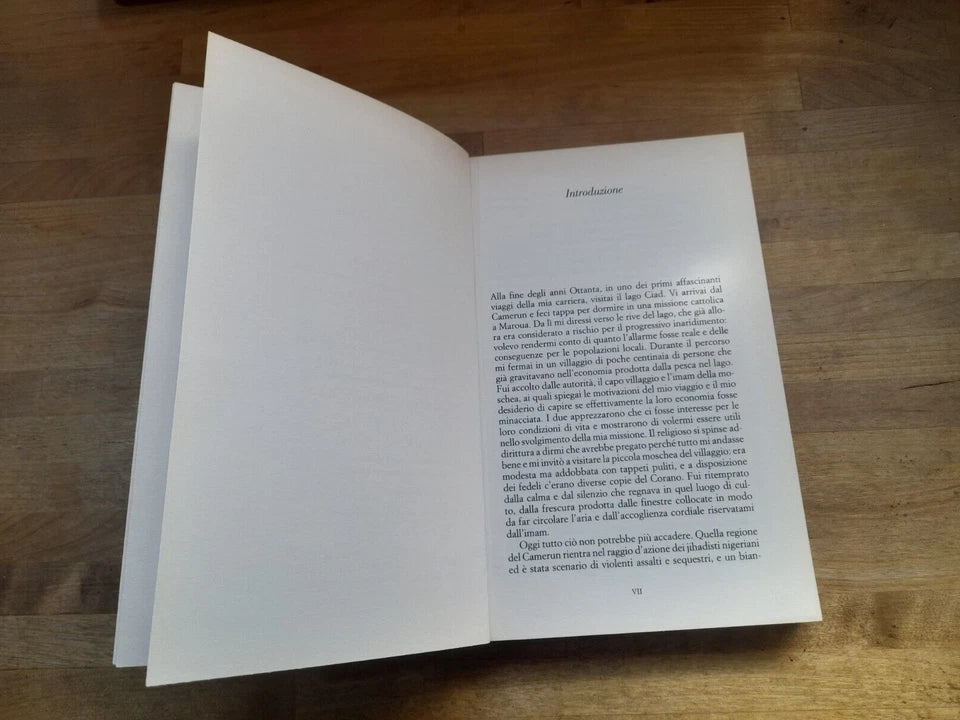 CALIFFATO NERO. RAFFAELE MASTO. EDITORI LATERZA. COLLANA: I ROBINSON / LETTURE. 1° EDIZIONE 2016.