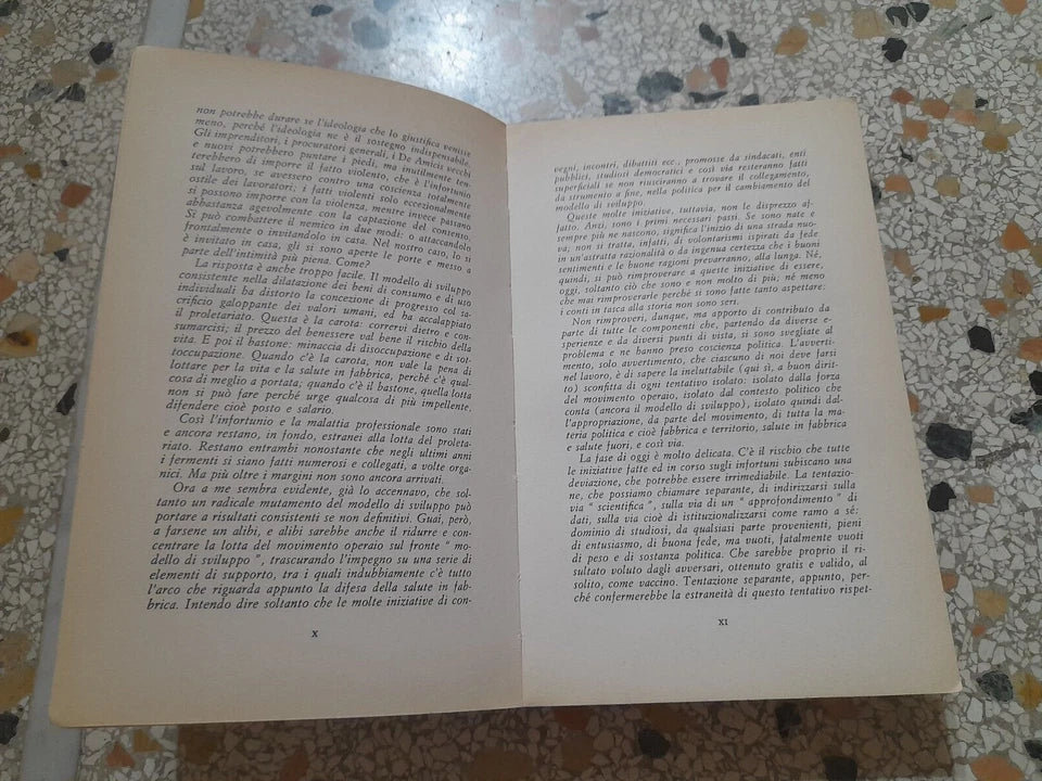 LA MORTE OPERAIA. RENZO RICCHI. GUARALDI EDITORE. COLLANA: FC/25. RISTAMPA 1974.