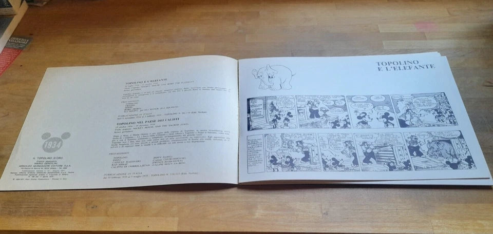 IL TOPOLINO D'ORO. TOPOLINO E L' ELEFANTE - TOPOLINO NEL PAESE DEI CALIFFI. MONDADADORI EDITORE. VOL XII. STRISCE GIORNALIERE. PUBBLICAZIONE MENSILE N°12 - GIUGNO 1971. WALT DISNEY.