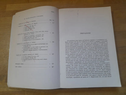I CONCETTI DELLA GEOGRAFIA UMANA. ANTOINE S. BAILLY ET AL.  1° EDIZIONE 1989. PATRON EDITORE. COLLANA: GEOGRAFIA E ORGANIZZAZIONE DELLO SVILUPPO TERRITORIALE - 21.