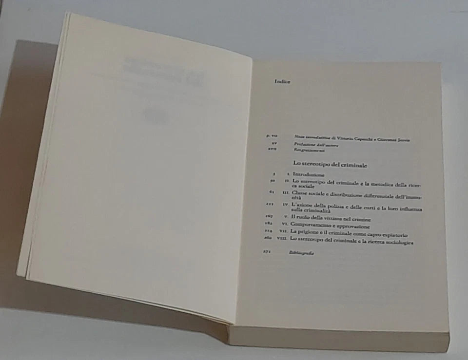 LO STEREOTIPO DEL CRIMINALE. DENNIS CHAPMAN. EINAUDI EDITORE. COLLANA: EINAUDI PAPERBACKS 27. 2° EDIZIONE 1974.