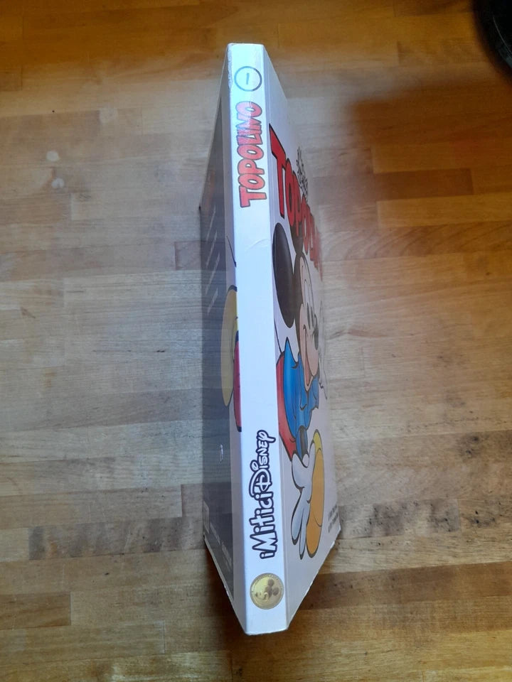 TOPOLINO. I MITICI DISNEY. LE GRANDI STORIE A FUMETTI DEI MITICI PERSONAGGI DISNEY. EDIZIONE SPECIALE PER CORRIERE DELLA SERA E GAZZETTA DELLO SPORT, 2009. TESTI: FABIO LICARI-ANTONIO SECONDO.