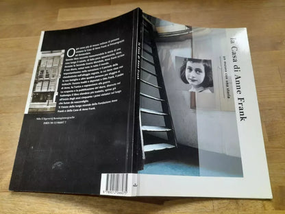 LA CASA DI ANNA FRANK. UN MUSEO CON UNA STORIA. JANRENSE BOONSTRA - MARIE-JOSE' RIJNDERS. SDU UITGEVERIJ KONNINGINNEGRACHT EDITORE, 1992.