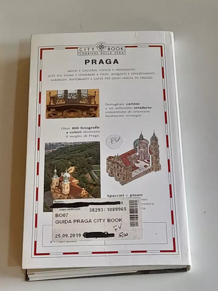 PRAGA. COLLANA: CITY BOOK. A CURA DI VLADIMIR SOUKUP. EDIZIONE SPECIALE PER IL CORRIERE DELLA SERA, 2005.