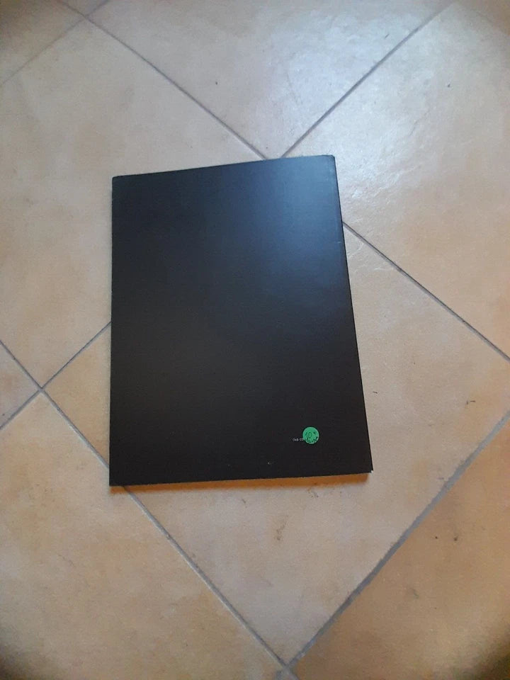 AFRICA COMICS. ANTOLOGIA DELLE MIGLIORI STORIE A FUMETTI DEL PREMIO AFRICA. AA.VV. LAI - MOMO 2002.