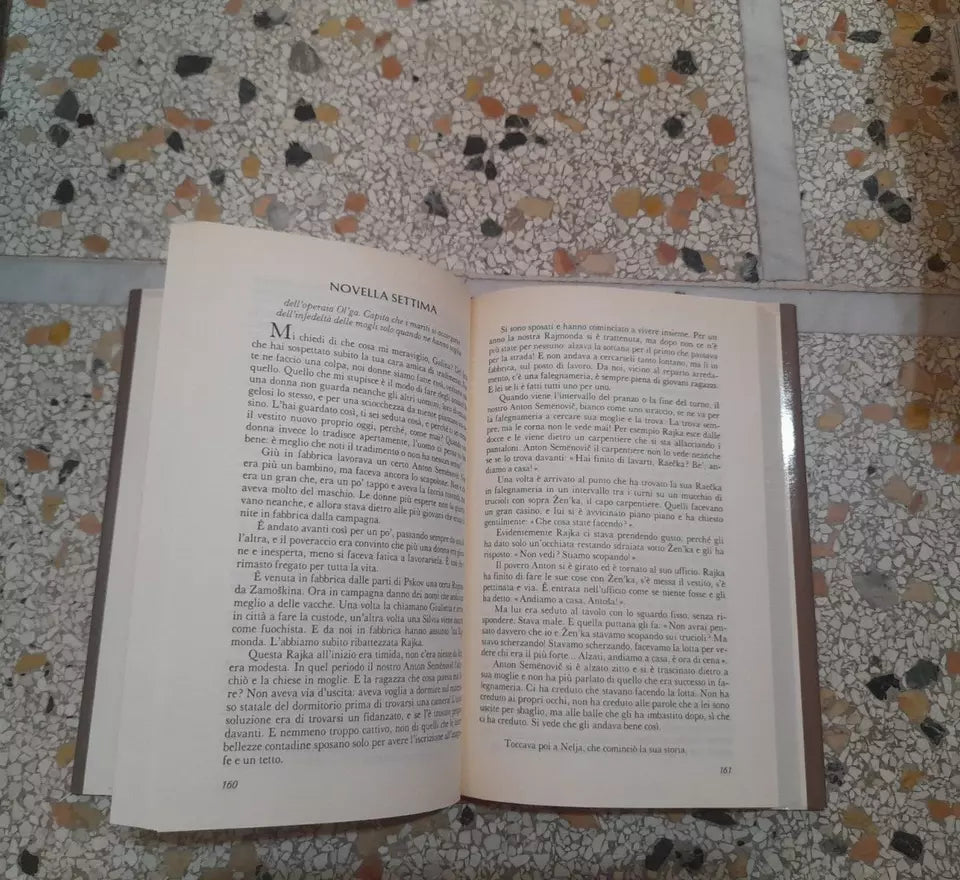 IL DECAMERONE DELLE DONNE. JULIJA VOZNESENSKAJA. EDIZIONE CDE SU LICENZA RIZZOLI. RISTAMPA 1989.