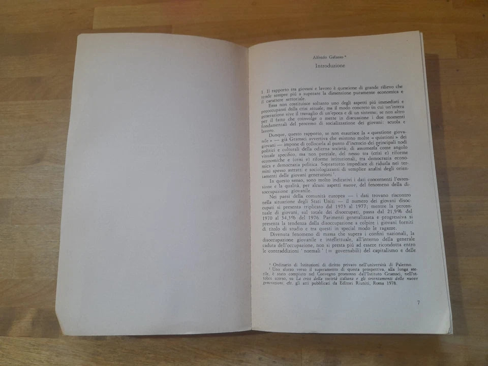 I GIOVANI E IL LAVORO. SALVATORE MAZZAMUTO. DE DONATO EDITORE 1978. COLLANA: RIFORME E POTERE 23.