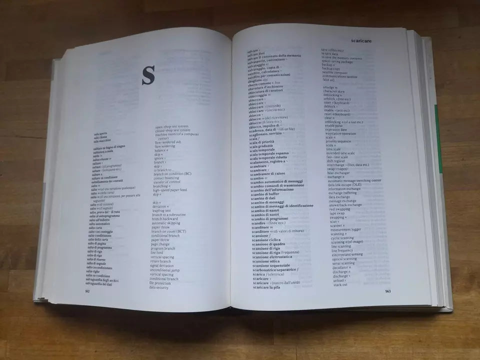 DIZIONARIO DI INFORMATICA. OTTO VOLLNHALS. GRUPPO EDITORIALE JACKSON. 1° EDIZIONE 1982. MULTILINGUA.