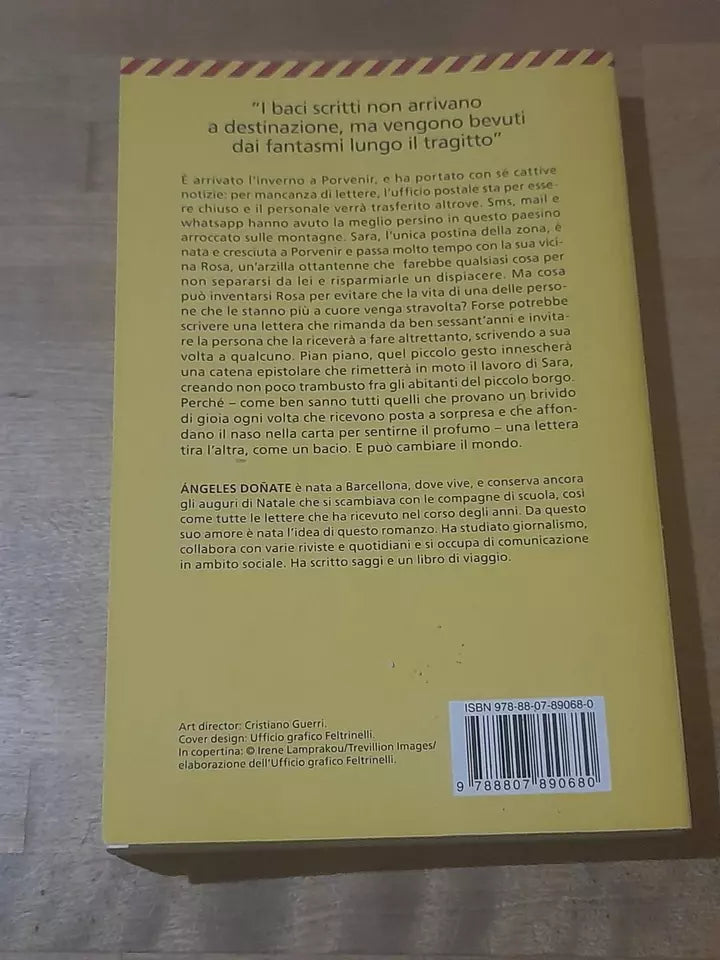 IL CLUB DELLE LETTERE SEGRETE. ÁNGELES DOÑATE. FELTRINELLI EDITORE. COLLANA: UNIVERSALE ECONOMICA FELTRINELLI. 1° EDIZIONE 2018.