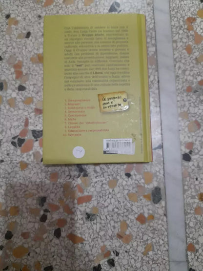 LA SPERANZA NON È IN VENDITA. LUIGI CIOTTI. GIUNTI EDIZIONI GRUPPO ABELE. 1° EDIZIONE 2011.